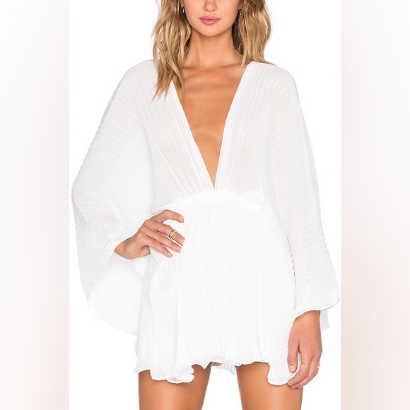 Bronx & Banco White 6 Pleated Paris Romper - Picture 1 of 5